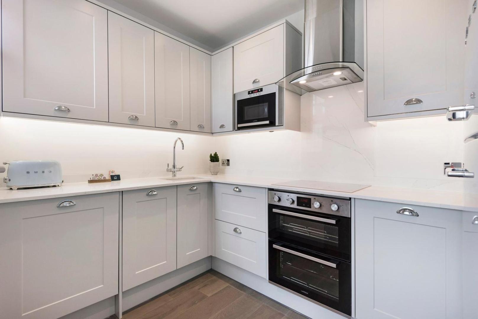 Modern And Bright Highgate Gem Apartment Лондон Екстериор снимка